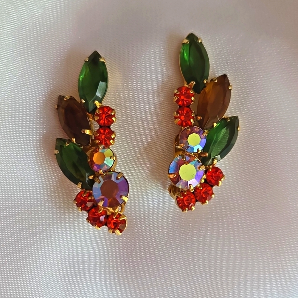🍂 Vintage Juliana (DeLizza & Elster) Clip Earrings Ear Climbers Glass Stones🍂